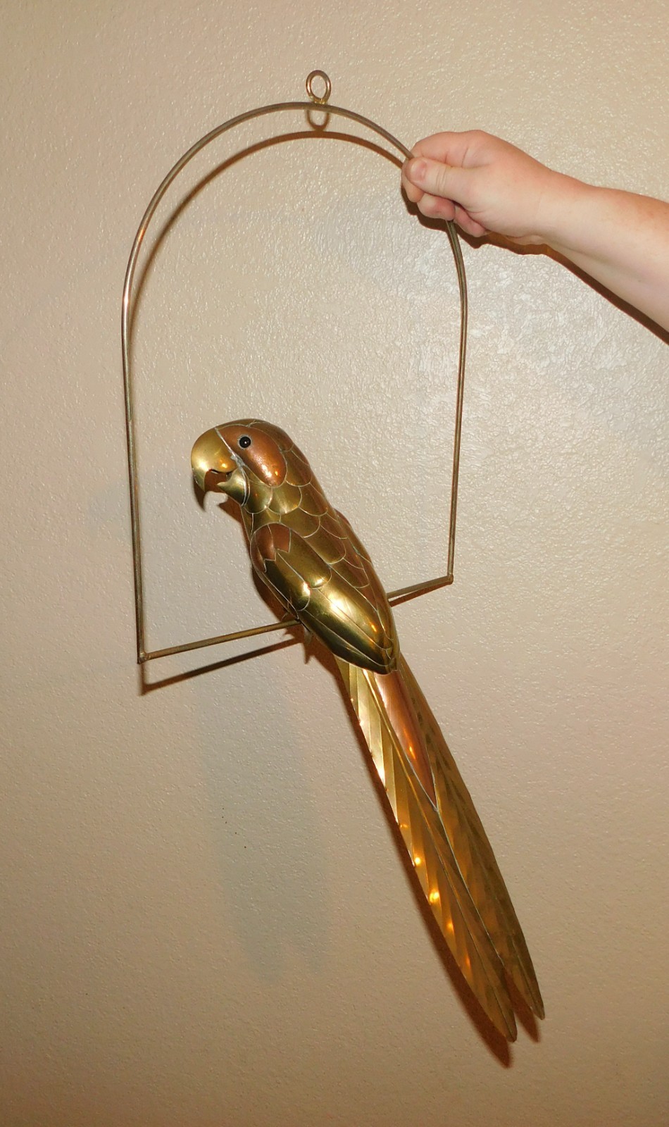 1960&rsquo;s SERGIO BUSTAMANTE COPPER BRASS MIX METAL PARROT SWING SCULPTURE LARGE 26&Prime;