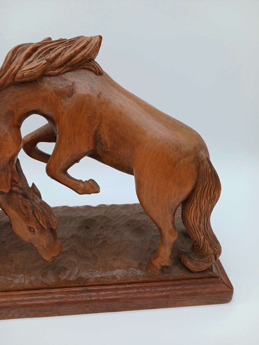 Hand Carved Wood Fighting Horses Stallions Sculpture &rsquo;72 Signed Art 18.5&Prime; X 9.5&Prime;