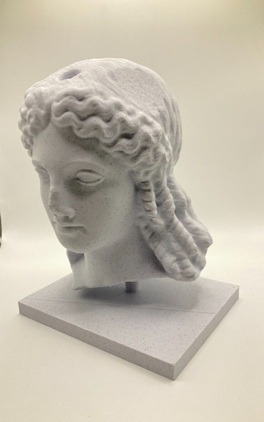 GREEK SCULPTURE ISIS 7.9 INCH/200 MM, MUSEUM REPRODUCTION
