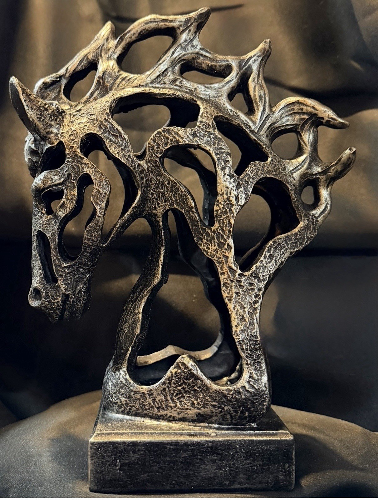 Horse Bust Steel-Like Sculpture on Base 10”H Beautiful Modern Contemporary Art!