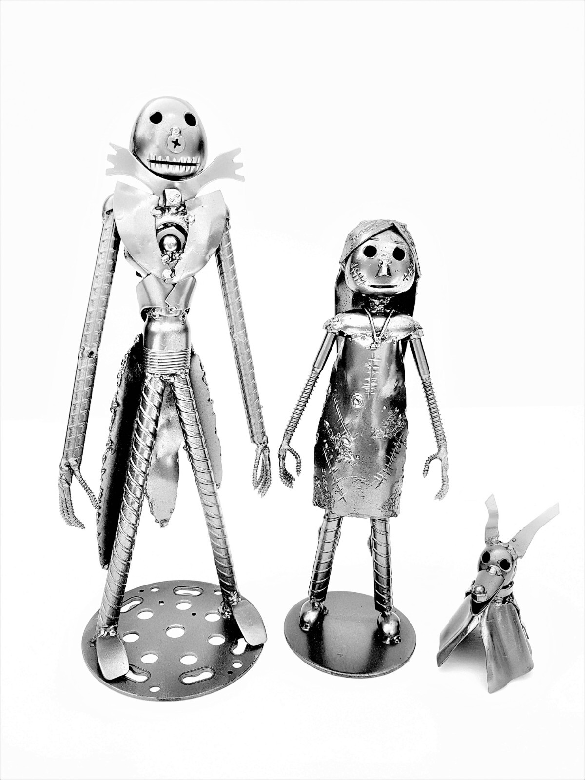 INSPIRED BY: NIGHTMARE BEFORE CHRISTMAS FAMILY METAL ART PRODUCTIONS