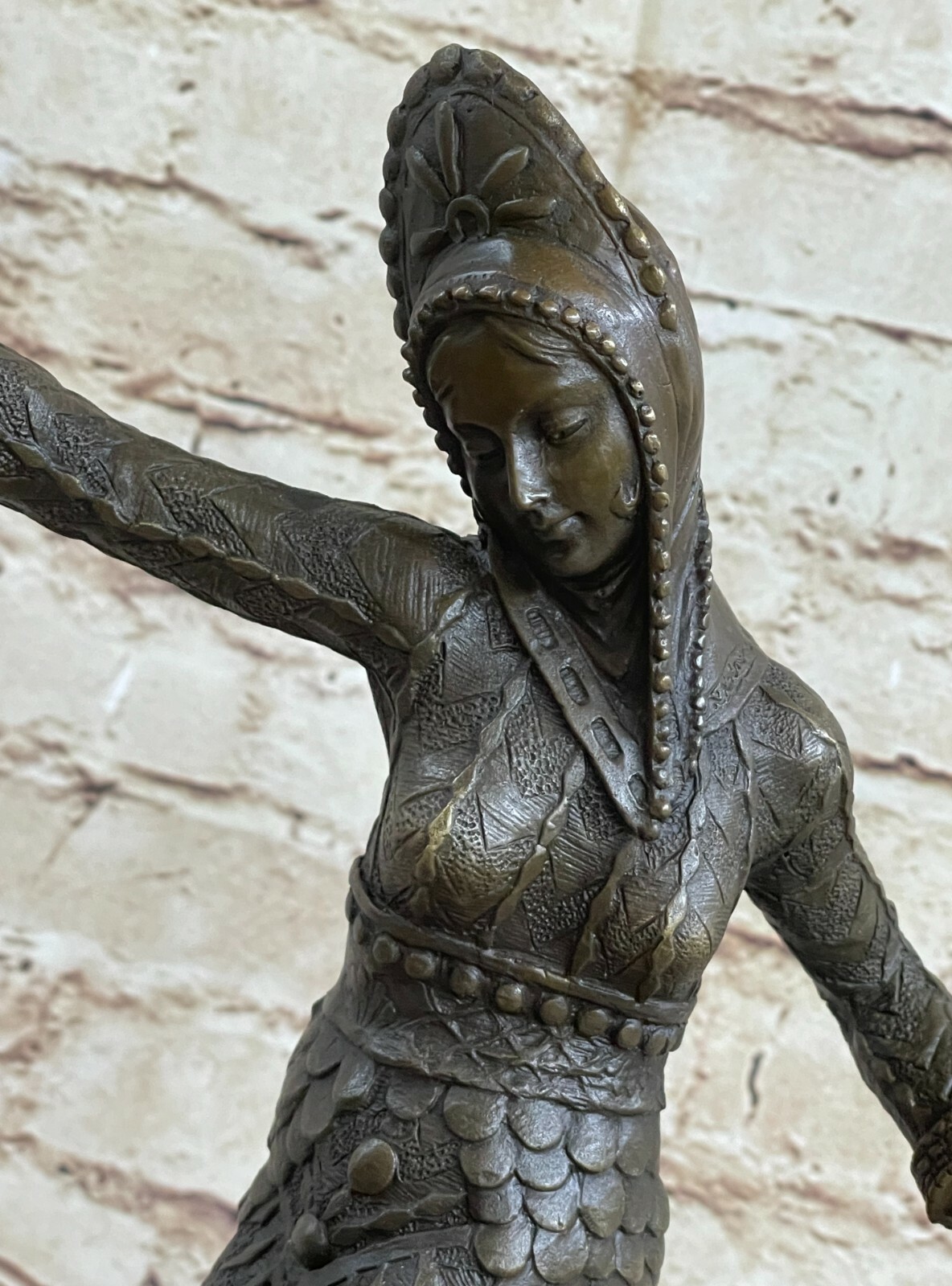 Bronze sculpture. « Dancer ». Inspired by models by C. Mirval (current 1900- 1930s