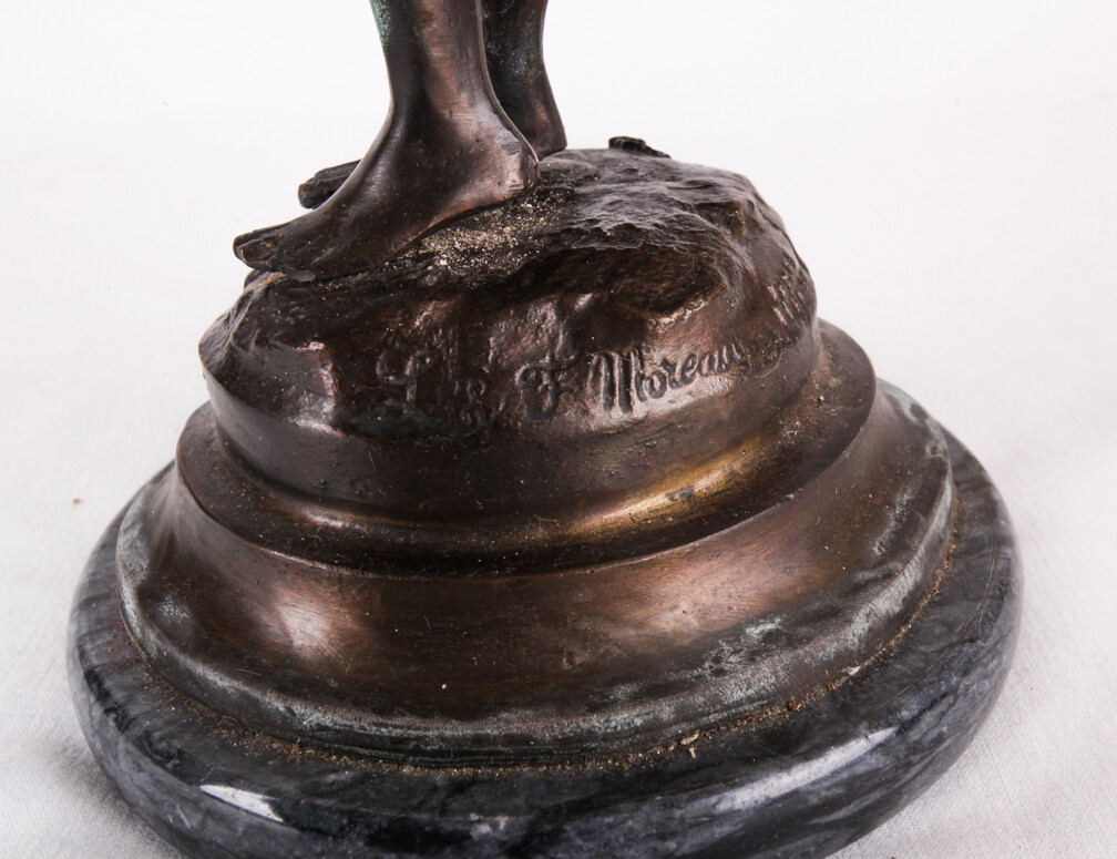 L&F Moreau Bronze Sculpture, « Chanteur Des Rues » (Street Singer), 15&Prime; tall