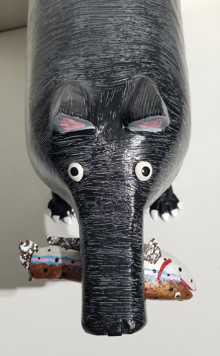Lonnie & Twyla Money « Bear With Rainbow Trout » Folk Art Wood Carving Sculpture