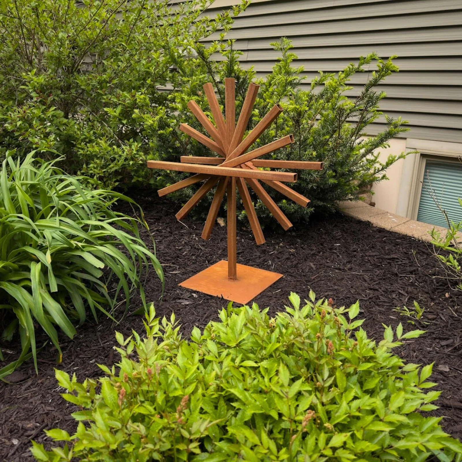 Handcrafted Modern Industrial Metal Sculpture – Abstract Outdoor Garden Art