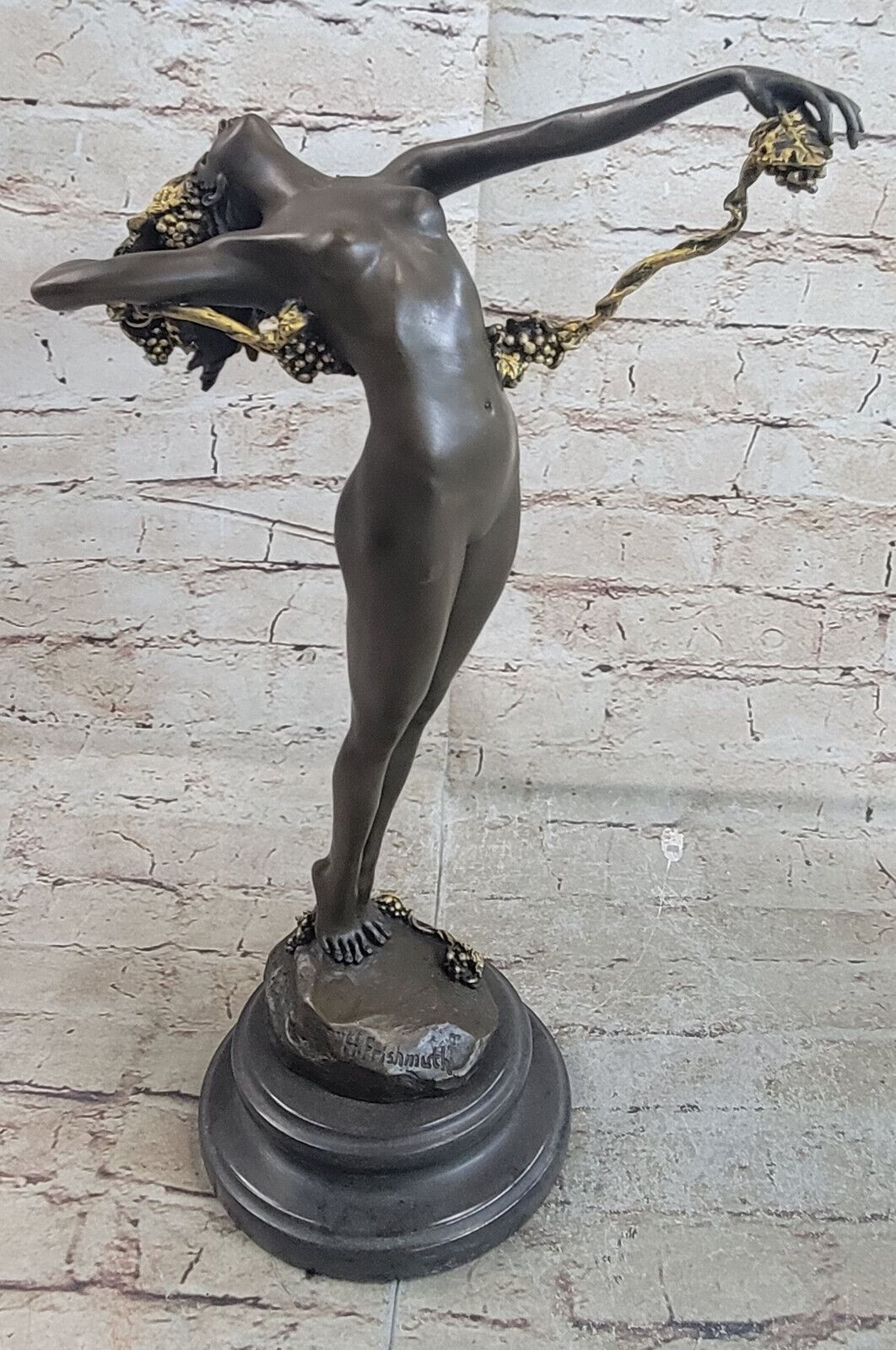 Large bronze sculpture The Vine 1921 Harriet Frishmuth Adorable Masterpiece Sale