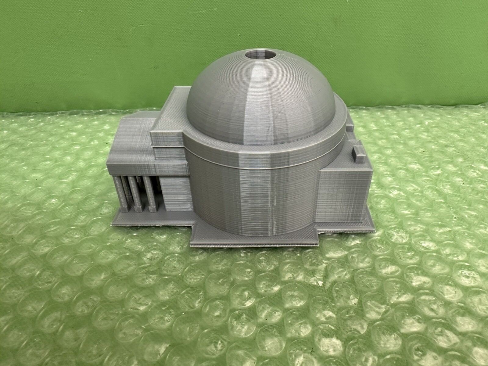 The Pantheon Roman Temple Model 3D Printed PLA Plastic 4.5&Prime;x3.5&Prime;x3&Prime;