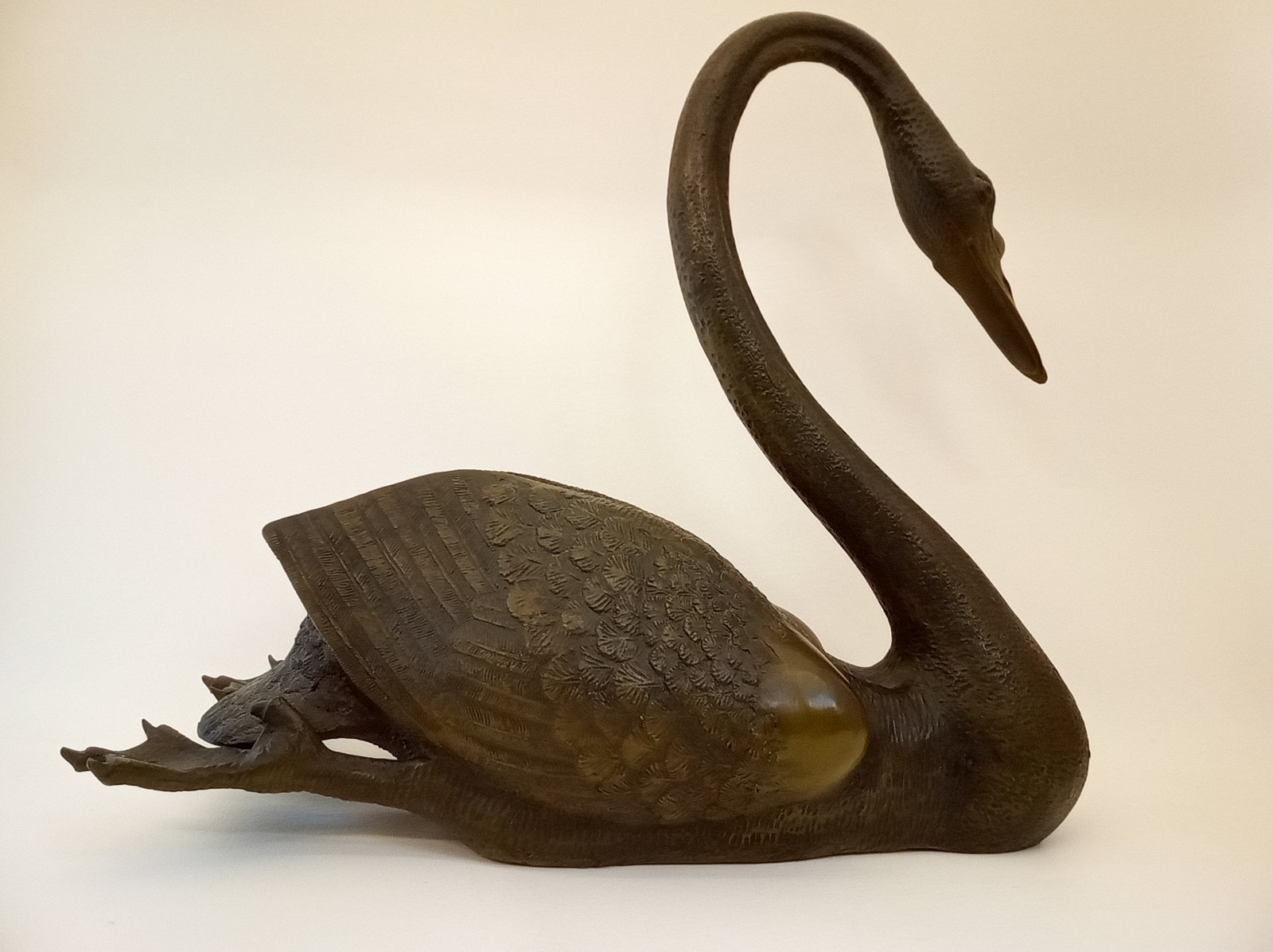 Vintage solid bronze swan sculpture indoor outdoor beautiful detail
