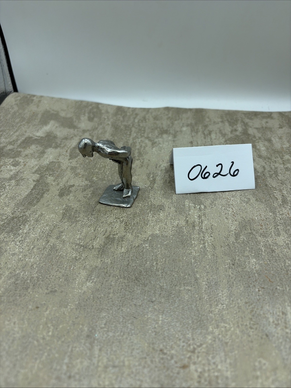 Silver Metal « Take A Bow » Sculpture c.2000 2.25&Prime; tall