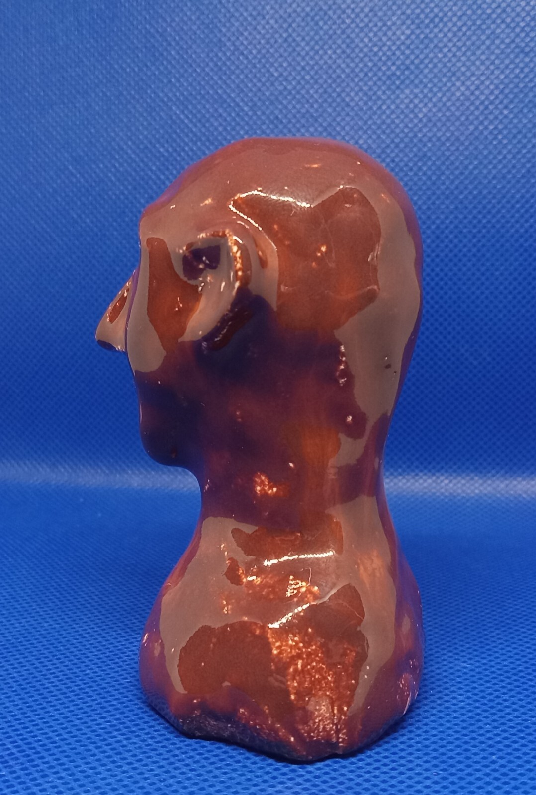 « Octavius » – Clay sculpture. Signed. Hand made and glazed. It is enigmatic…