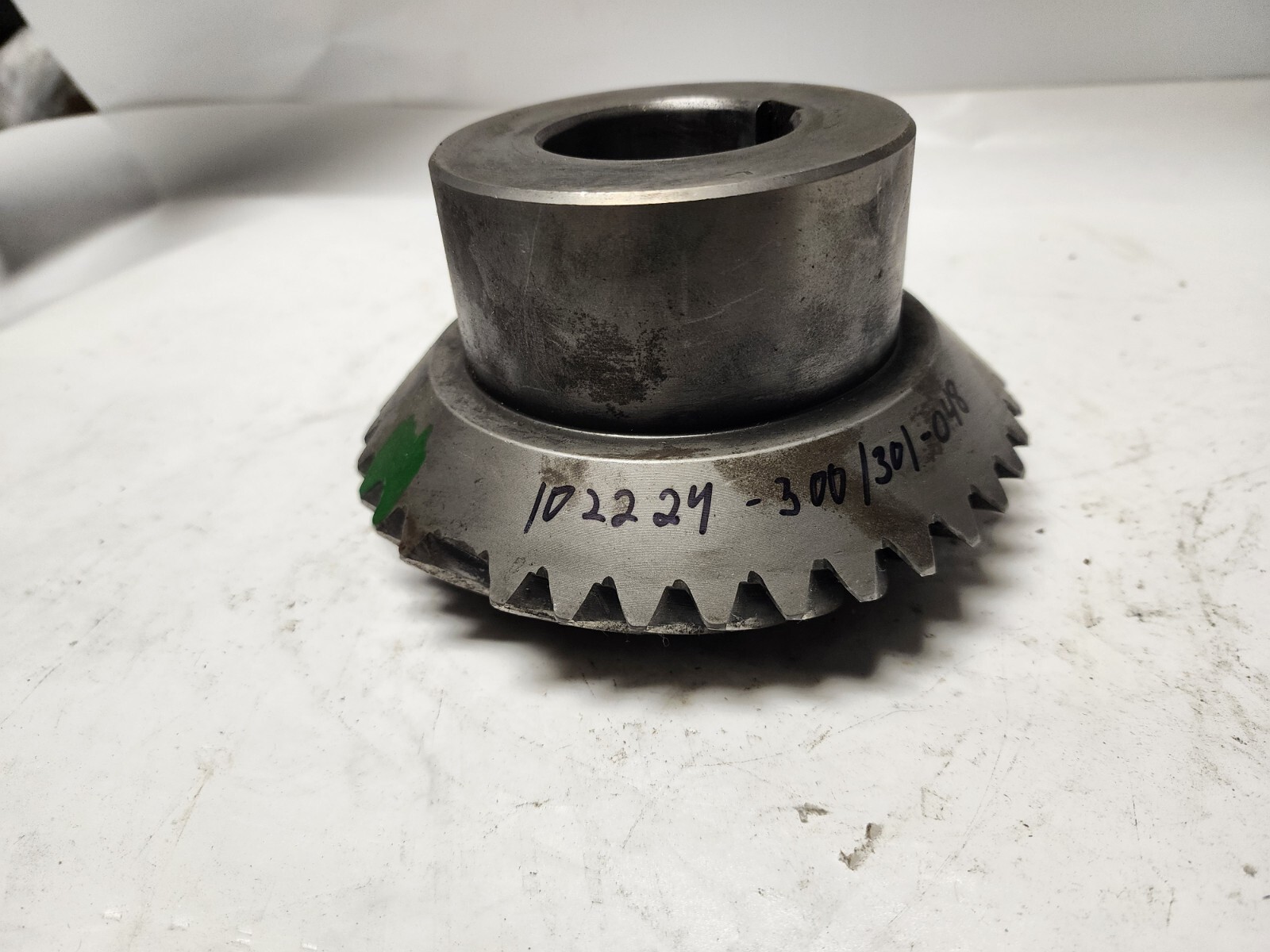 Used Gear Good for Industrial/Steam Punk Art Projects approx. 6-1/8&Prime; Dia x 3-5/8
