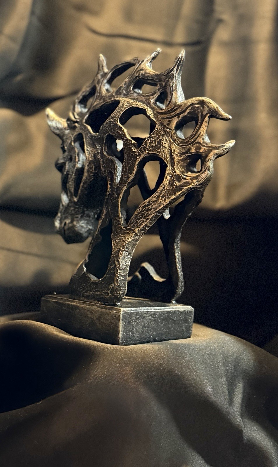 Horse Bust Steel-Like Sculpture on Base 10”H Beautiful Modern Contemporary Art!