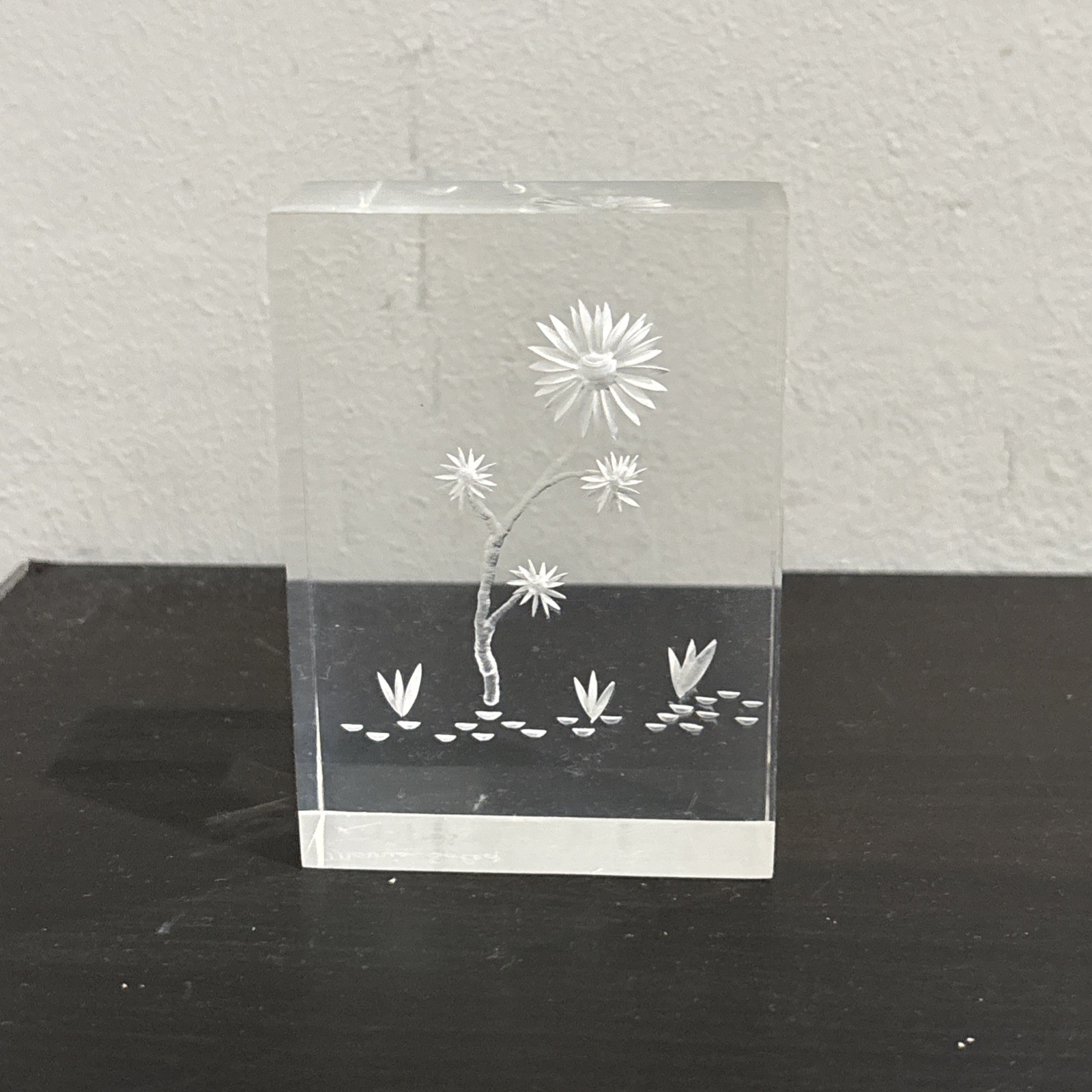 Vtg Lucite Acrylic Etched Flower Sculpture Signed Chrysanthemum Daisy 3.5”x2.5”