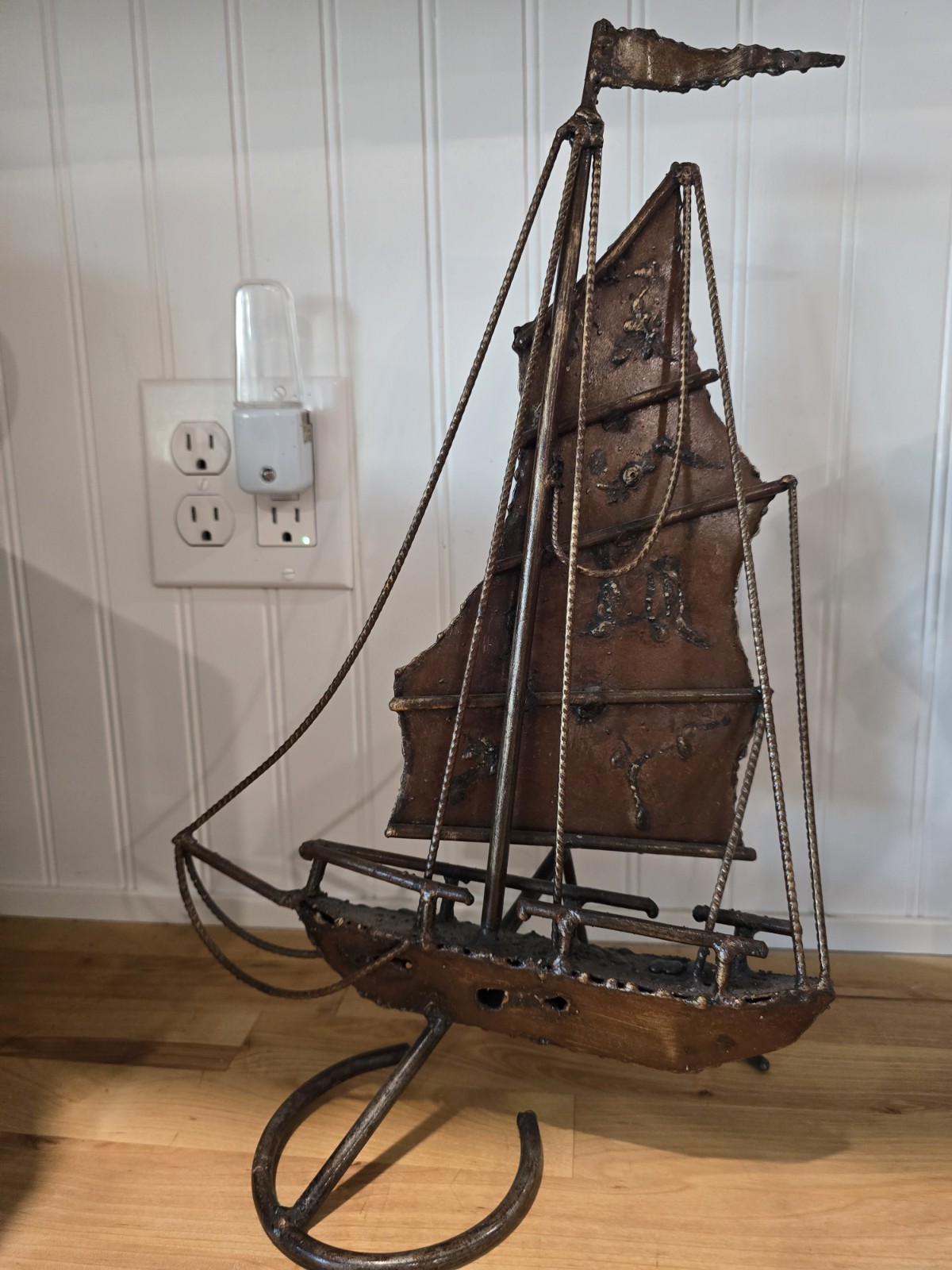 MCM Sailboat Metalware Sculpture Nautical Art Vintage 17&Prime;×11&Prime;×6&Prime; Sailing 1960-70