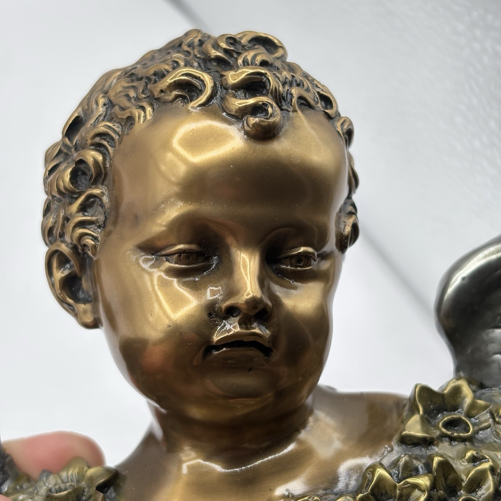 Vintage Style Cherub Angel Wall Plaque Bust Floral Detail Metal Home Decor