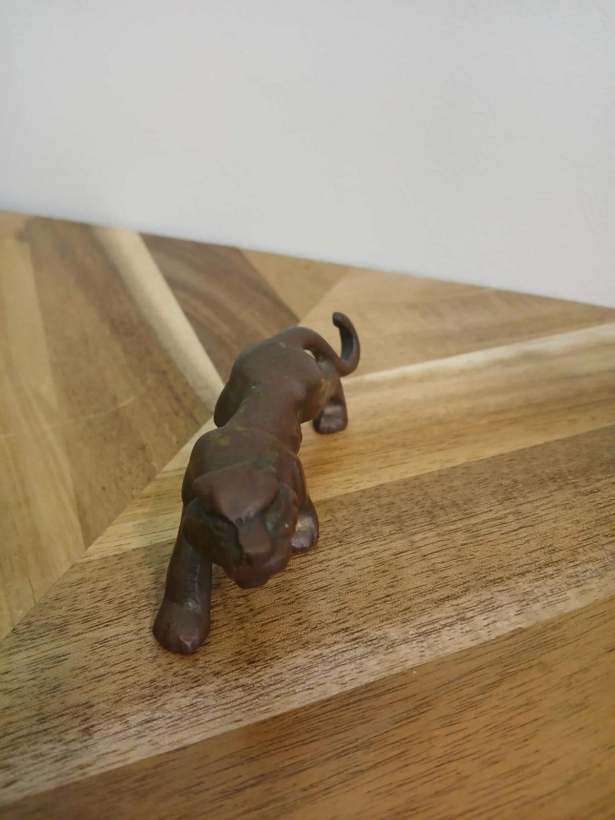 VINTAGE TIGER SCULPTURE brass or bronze HEAVY paper weight desk metal art piece