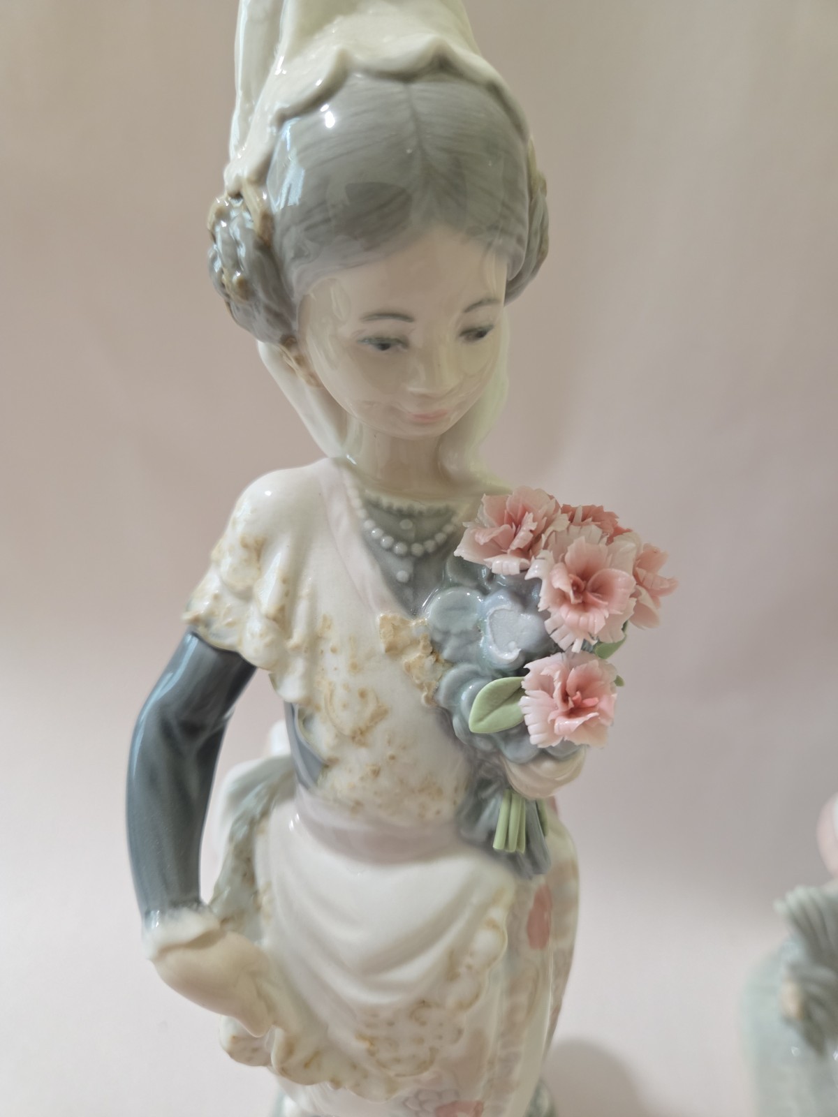 Lot Of 2 Lladro Figurines Girls Flowers Made In Spain Some Chips READ