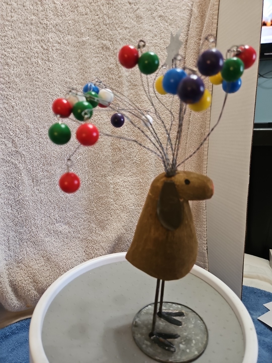 Unique One Of A Kind WIMSEY AMERICAN FOLK ART – BALLOON HEAD DOG SCULPTURE