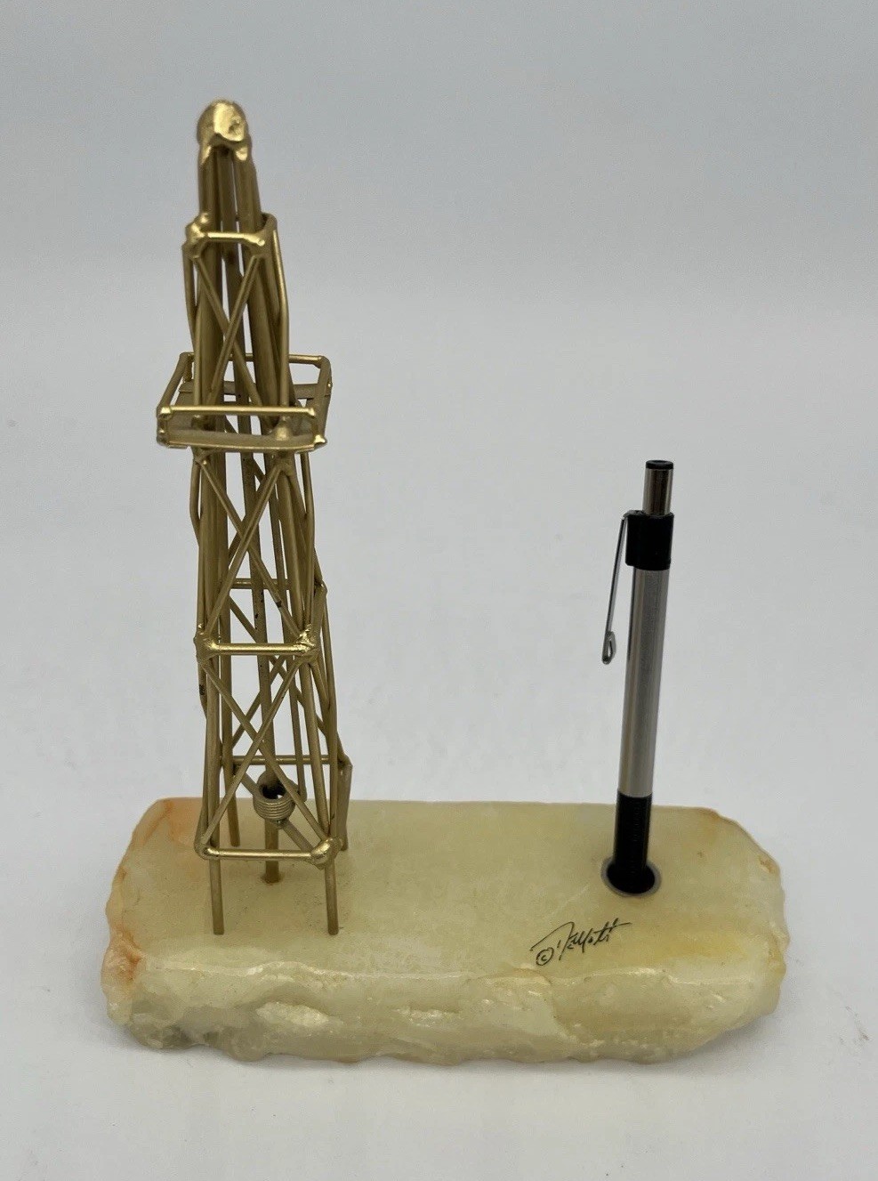 John DeMott Texas Oil Derrick Agate Stone Base Pen Holder 6.25” Tall