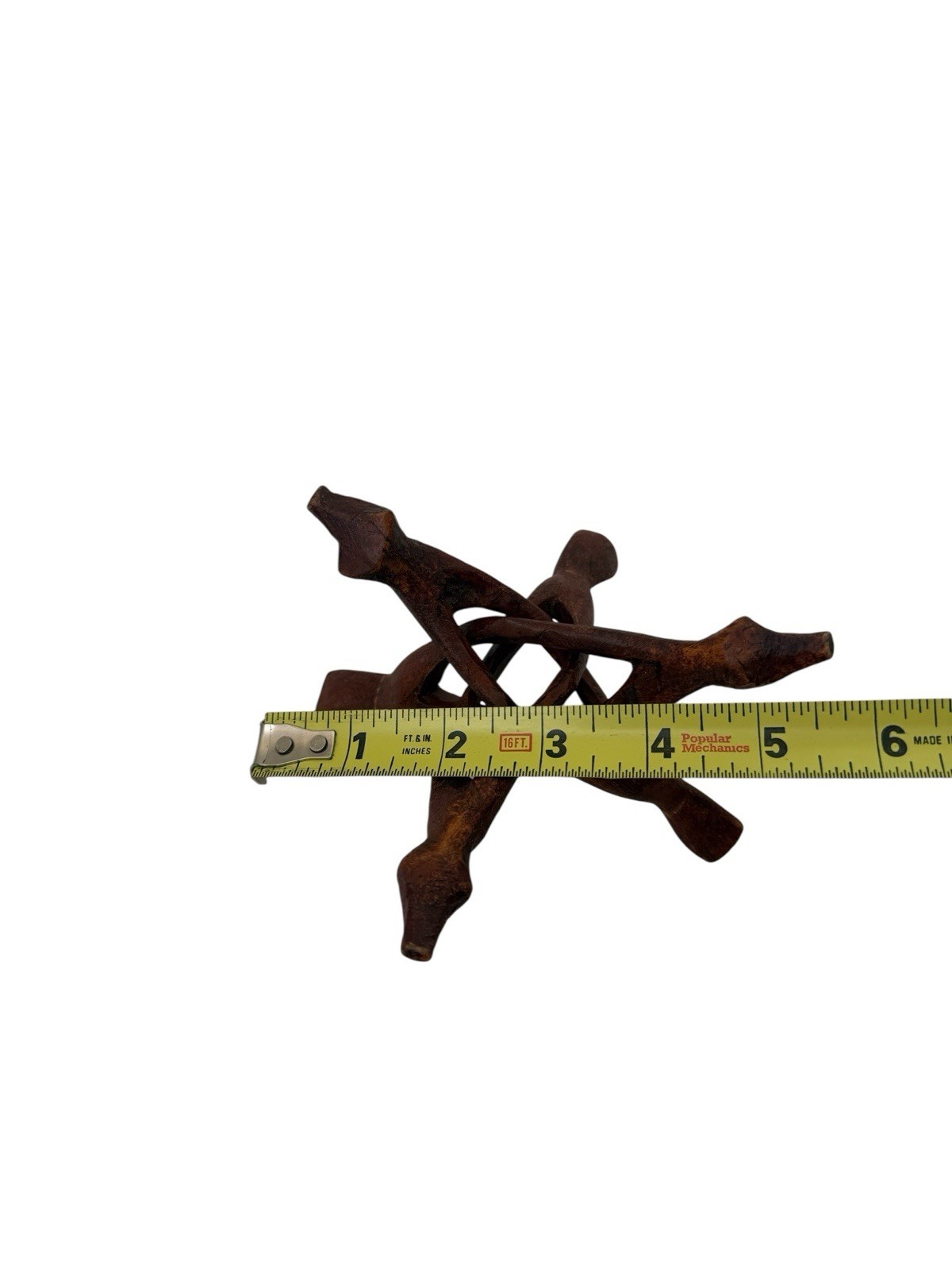 TRIBAL WOOD ART INTERTWINED ONE PIECE CARVED ANIMALS DECOR STATUE Y6