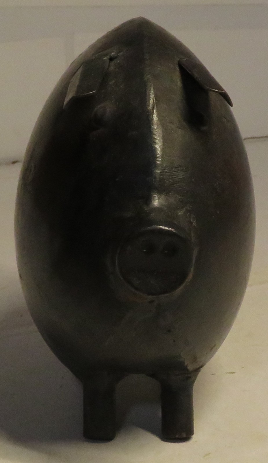 Vintage Metal Mid Century Modern Steel Artisan Pig Sculpture 5.5&Prime; Tall 6&Prime; Long