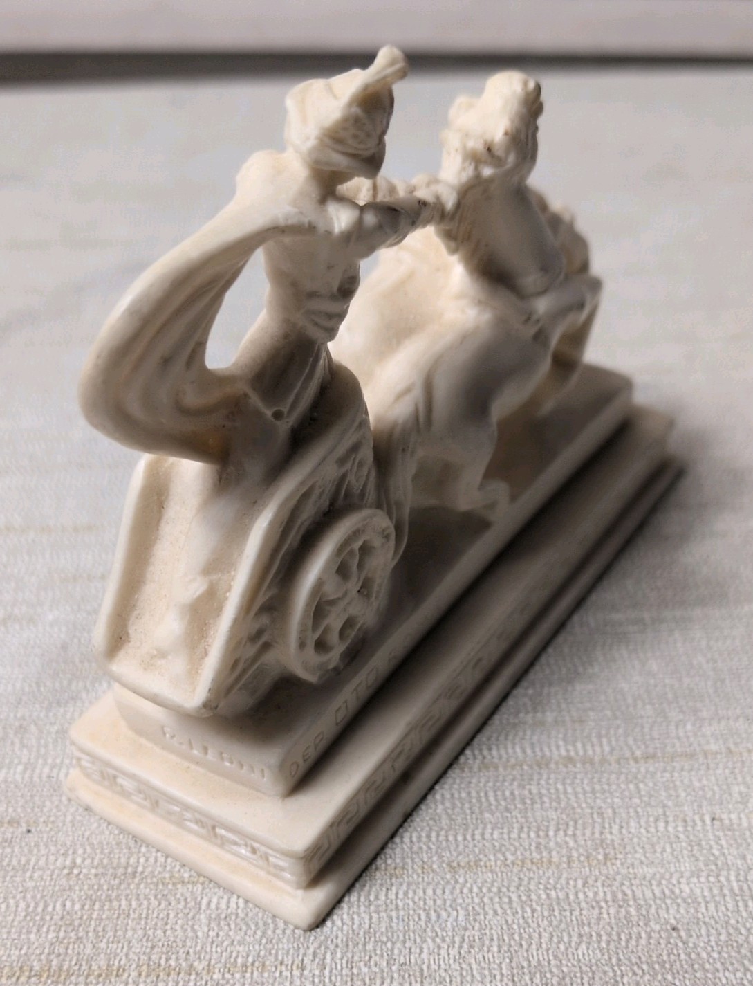 Vintage A. Santini Ivory Alabaster Sculpture Roman Chariot Gladiator 4 inch