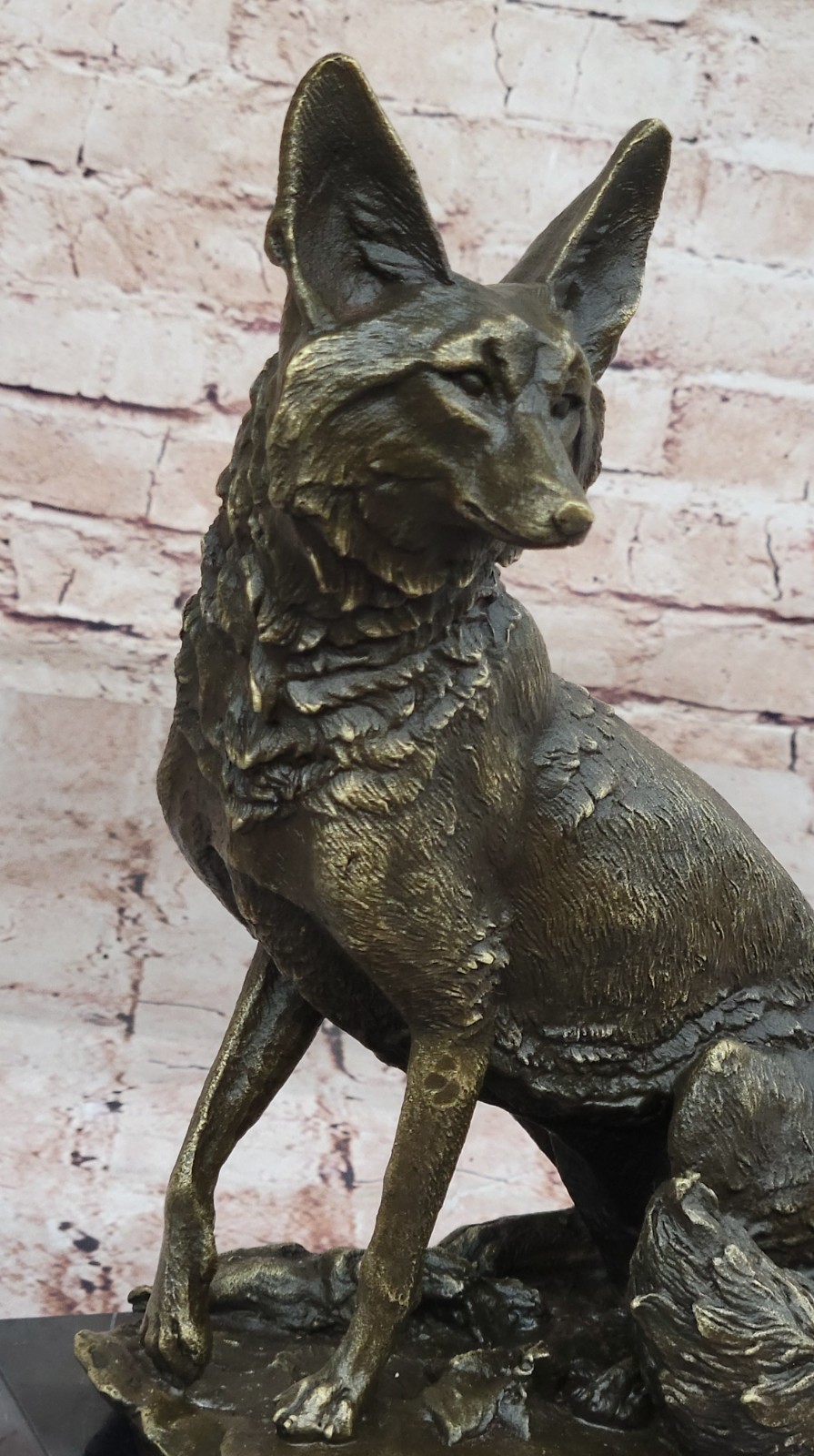 Rare and Fine Bronze Sculpture of a Staring Fox, American artist Williams Sale