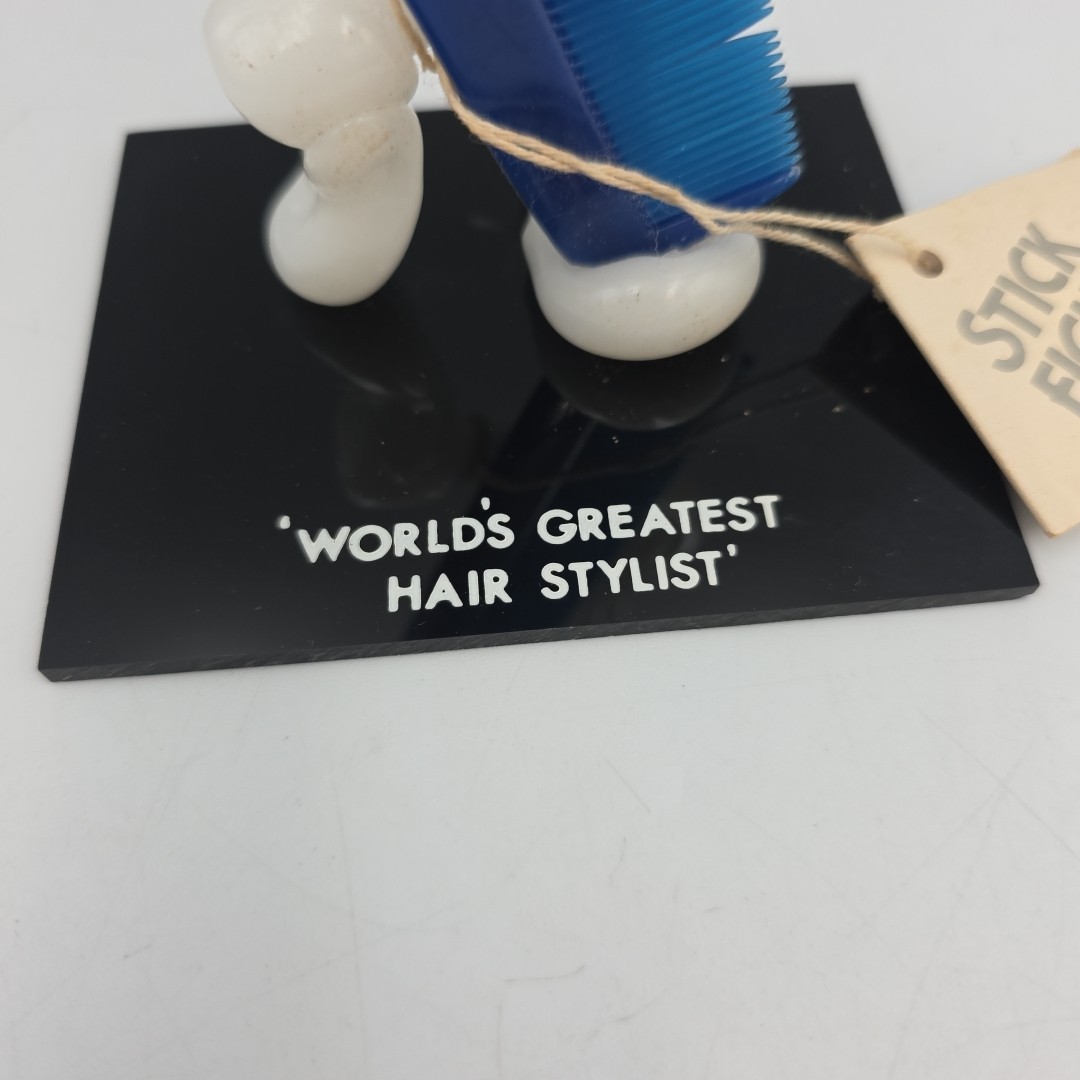 Vntg Sculptures &lsquo;Worlds Greatest Hair Stylist  » Acrylic Figure Creative Concept