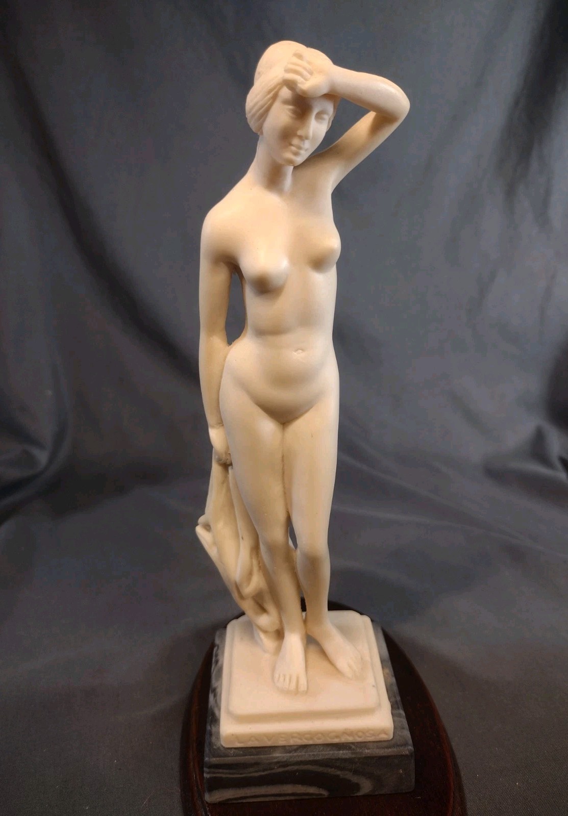 Vintage La Vergognosa Bashful Phryne Marble Composite Nude Female Statue 8.5&Prime;
