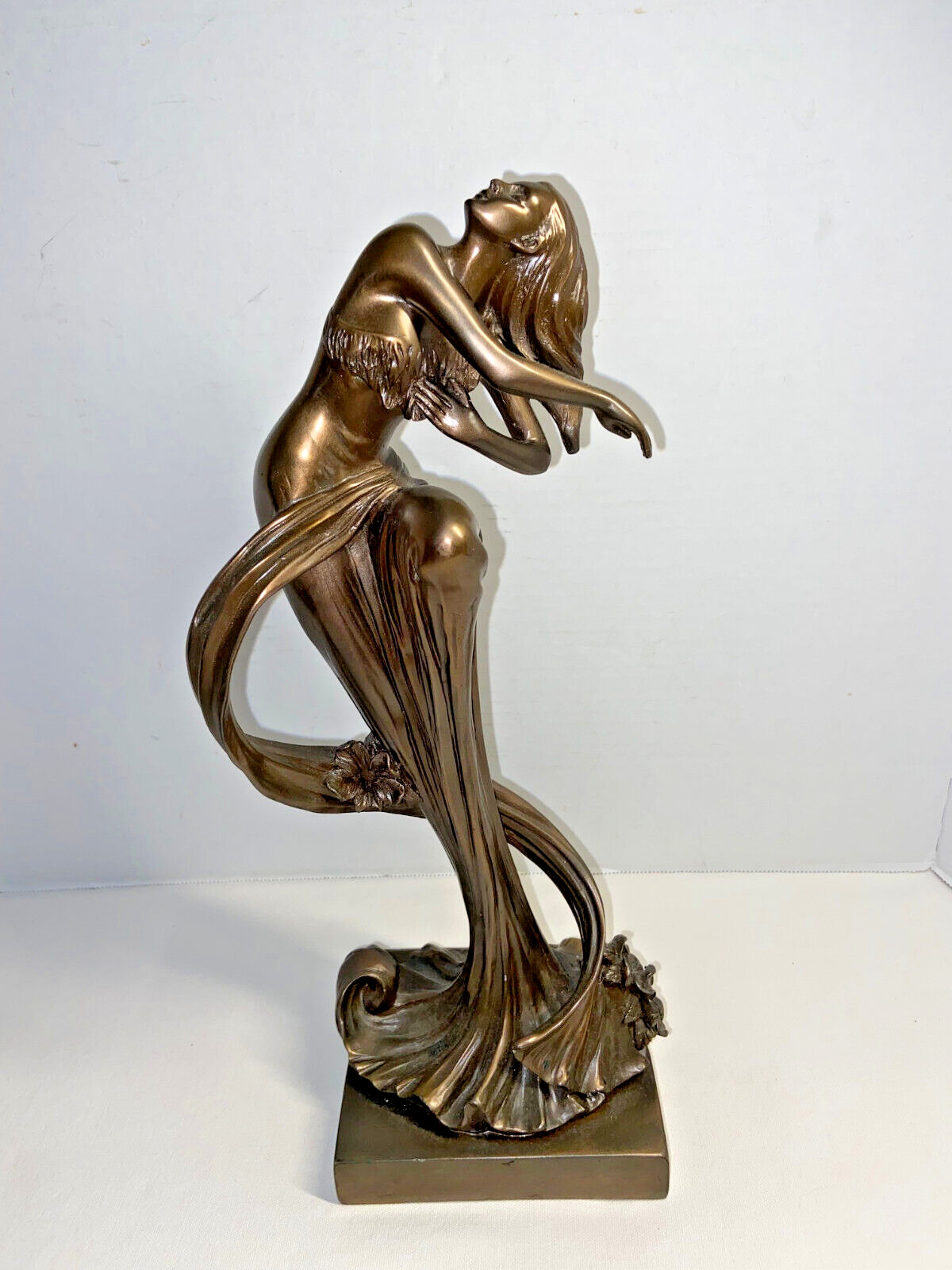Vintage Art Deco Metallic Color Resin Kensington Hill Statue Woman Dancer