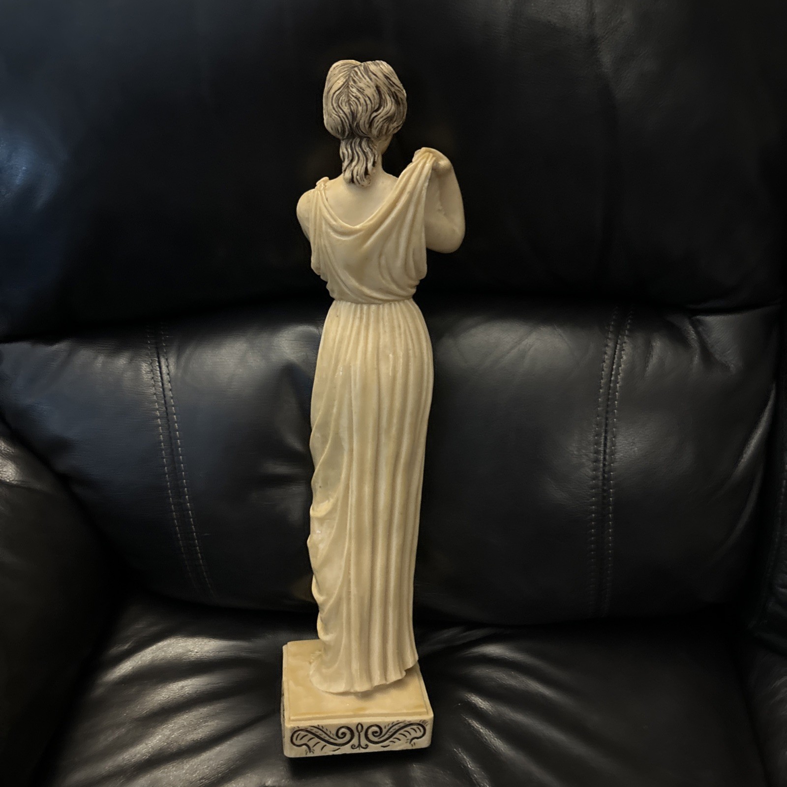 Greek Roman Mythology Goddess Woman Figurine Resin 18” Sculpture Figurine
