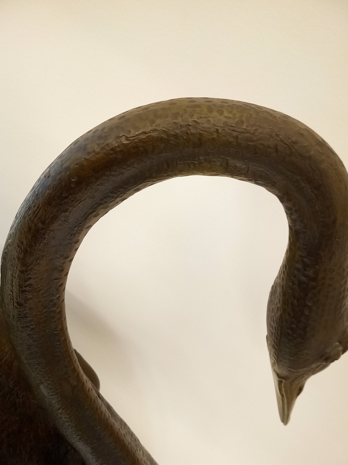 Vintage solid bronze swan sculpture indoor outdoor beautiful detail