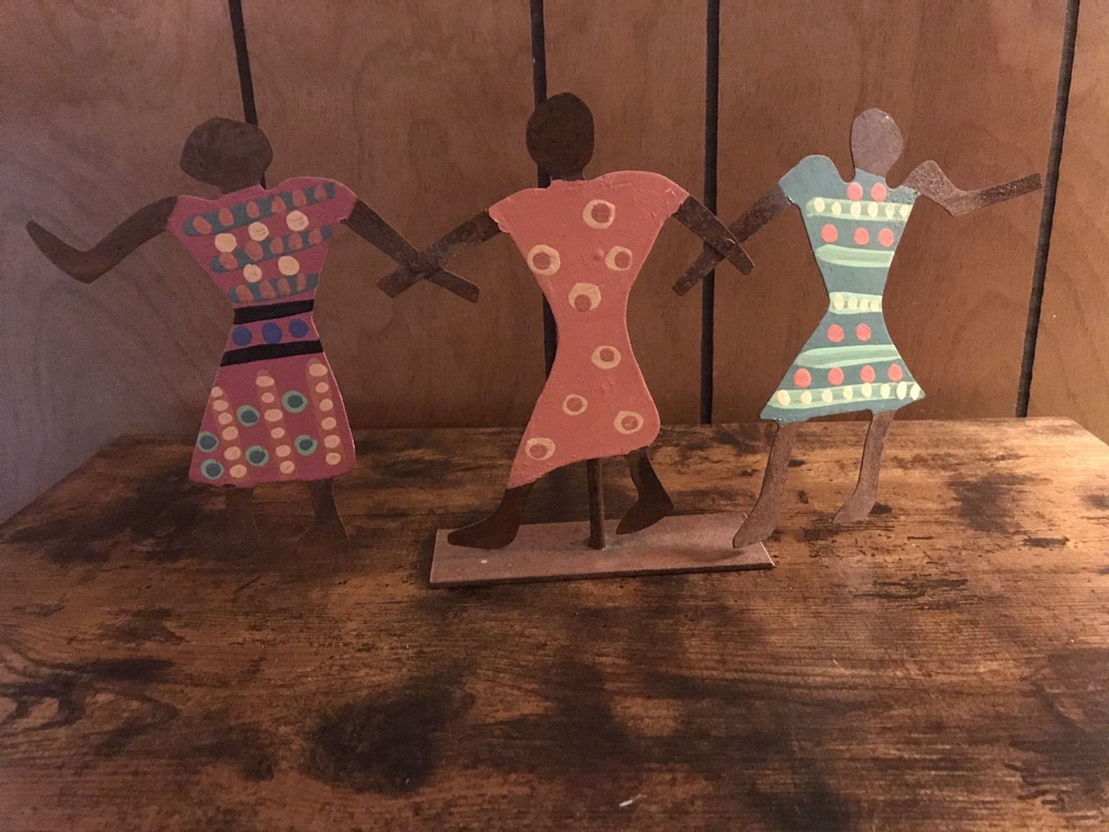 A Bill & Marcia Finks Primitive Folk Art Abstract Metal Sculpture “3 Girls”