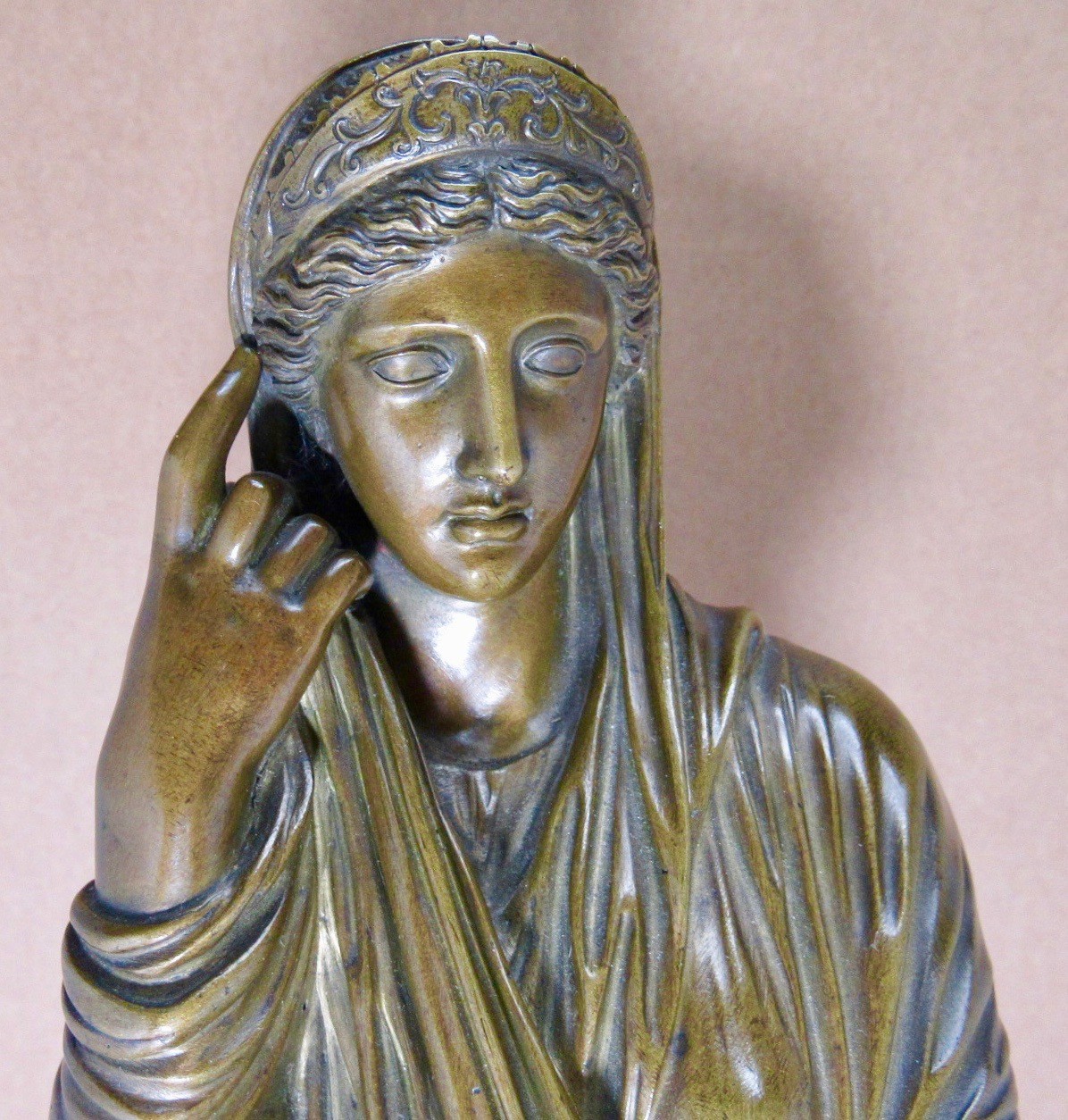 PUDICITY CLASSICAL ROMAN BRONZE STATUE P. CHIAPPARELLI 1860&rsquo;S 16.5 INCHS EX.COND
