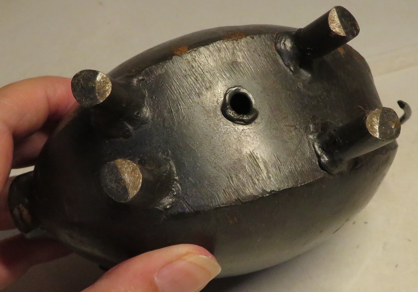 Vintage Metal Mid Century Modern Steel Artisan Pig Sculpture 5.5&Prime; Tall 6&Prime; Long