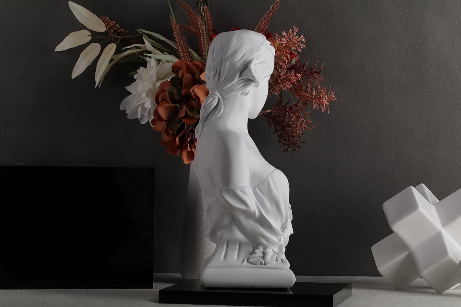 12&Prime; Classical Maiden Bust Statue Young Woman Sculpture Modern Home Office Decor