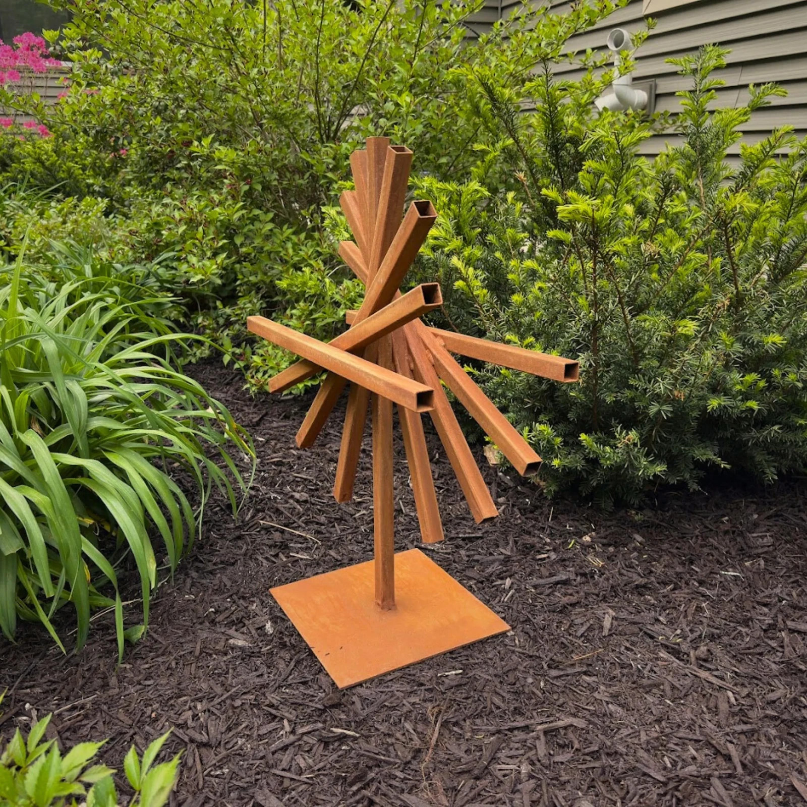 Handcrafted Modern Industrial Metal Sculpture – Abstract Outdoor Garden Art