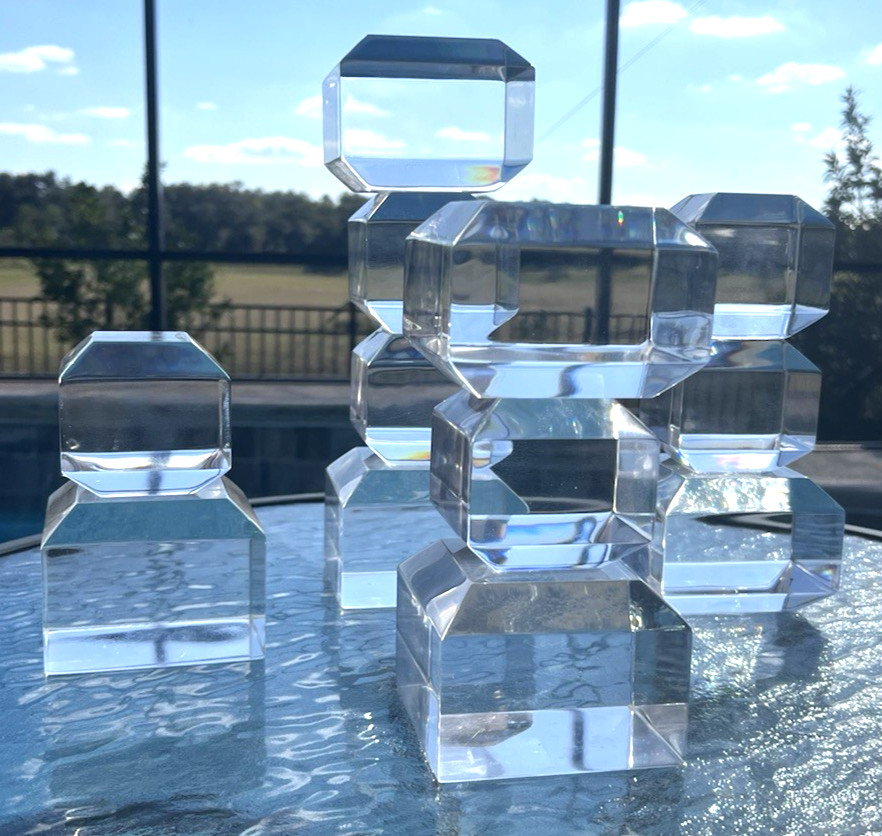 4 Lucite Acrylic Modernist Abstract Stacked Cube Art Sculptures VTG 70s 6&Prime;-12&Prime; T