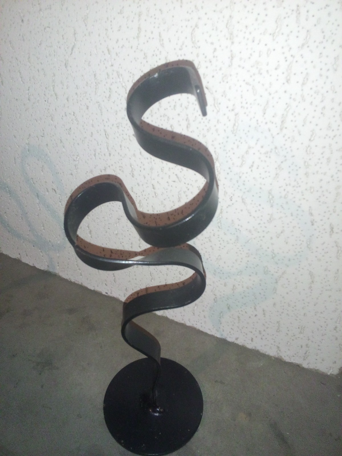Metal Modern Abstract Art Sculpture Twisted Single Ribbon w/ Base Gloss Black