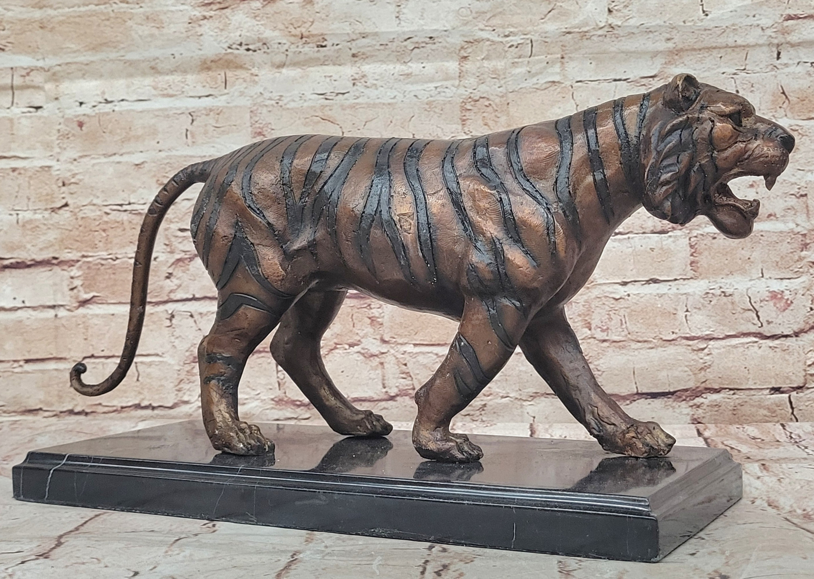 Real Bronze Metal Statue on Stone Indian Bengal Tiger India Big Cat Sculpture