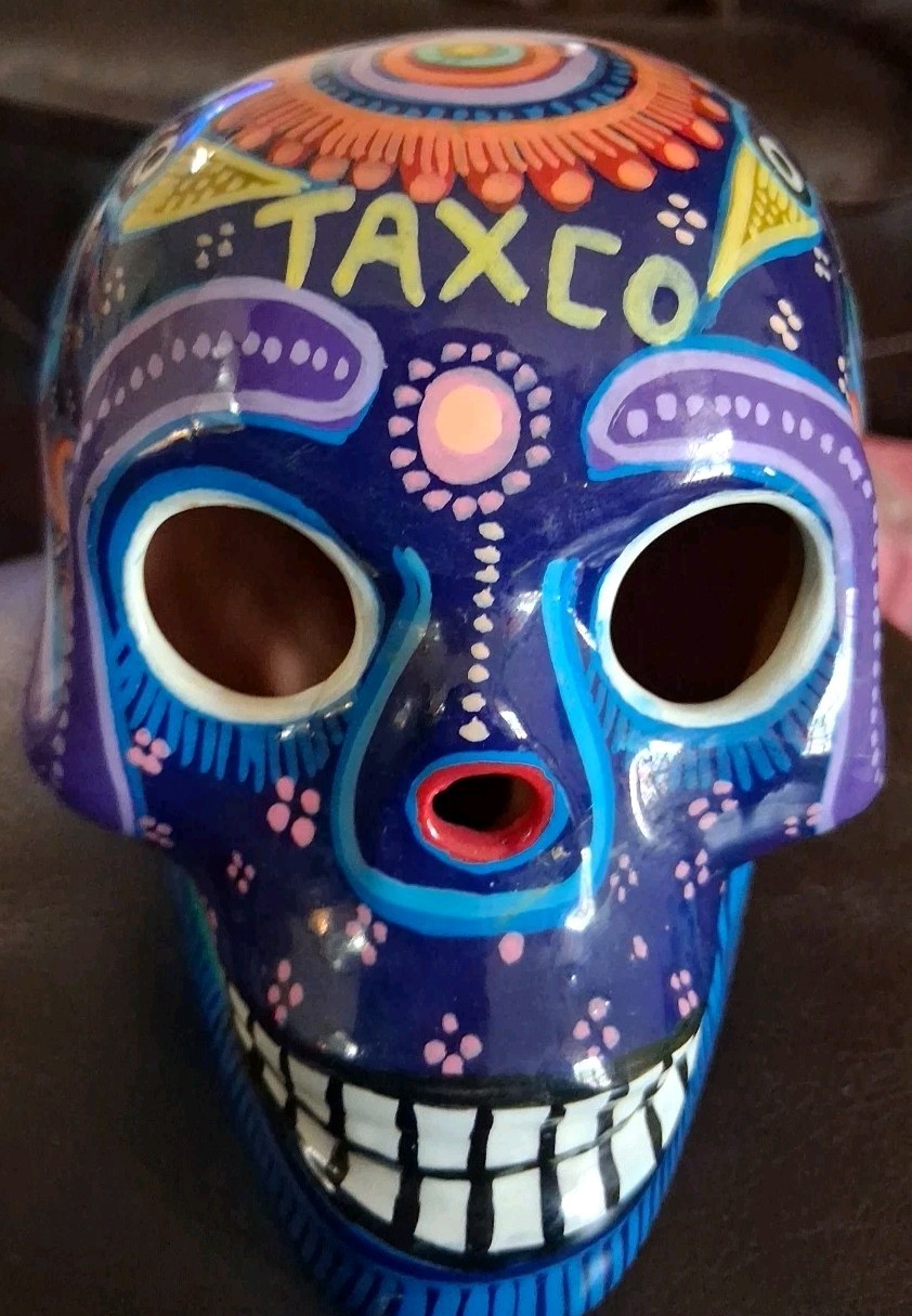 Small Clay Ceramic Skull (Sugar Skull) Statue TAXCO Mexico Day of the Dead NICE