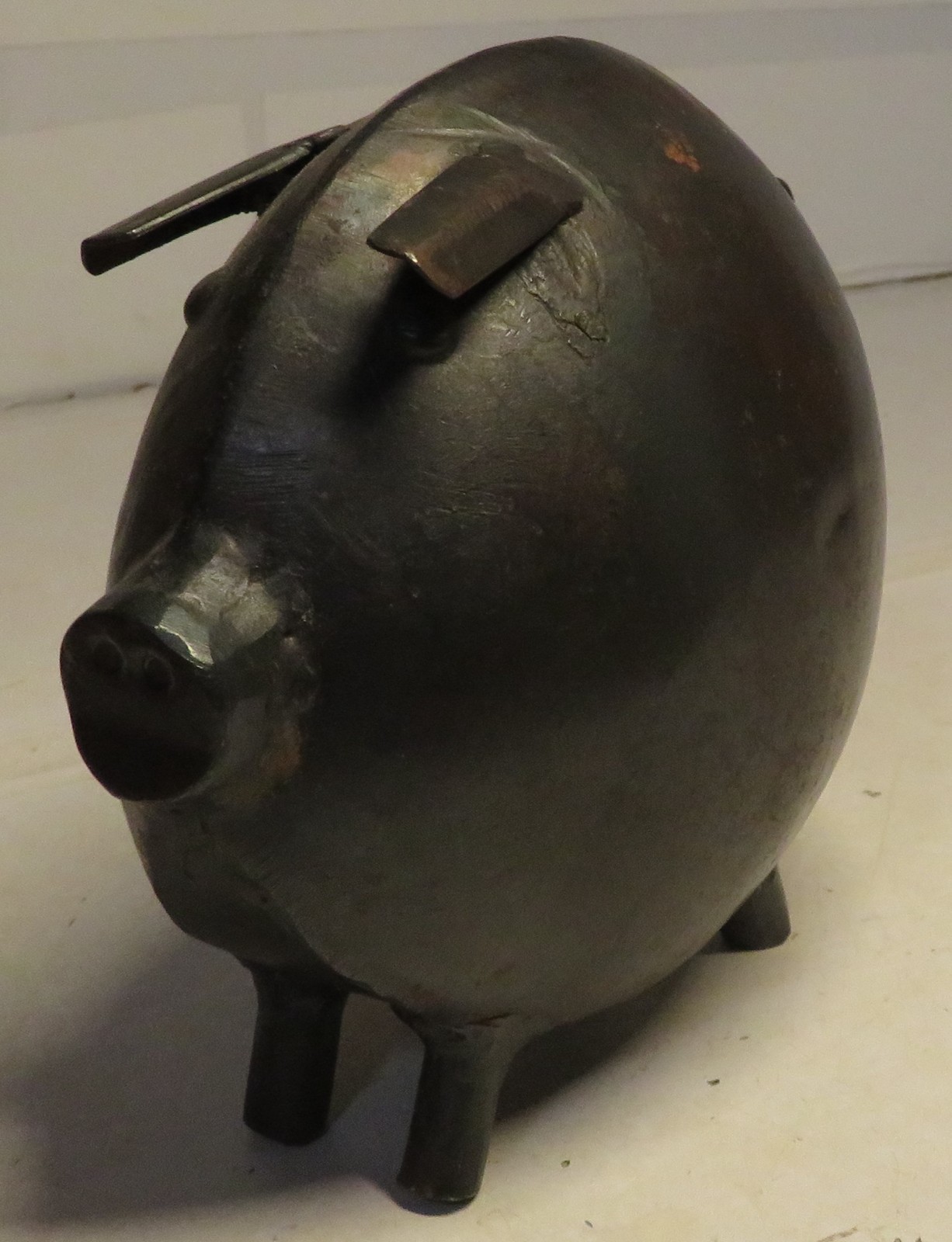 Vintage Metal Mid Century Modern Steel Artisan Pig Sculpture 5.5&Prime; Tall 6&Prime; Long