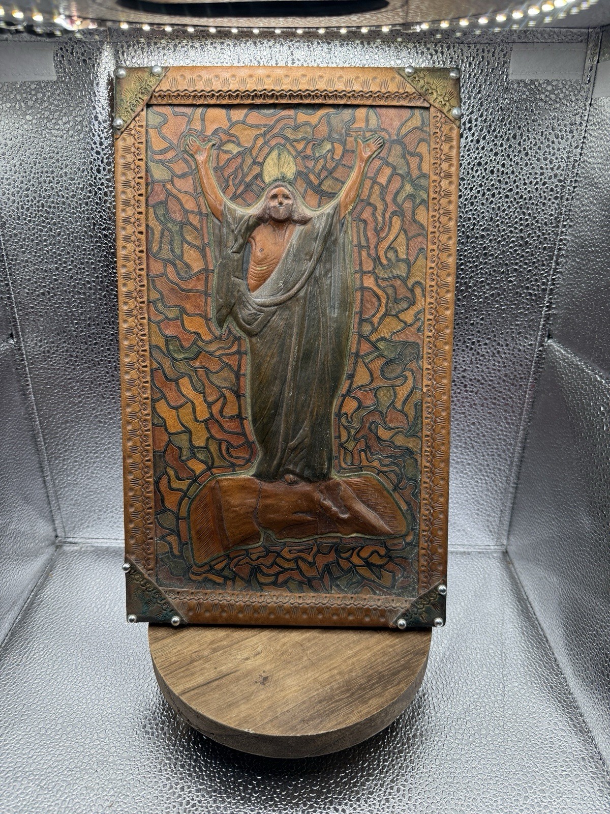 Vtge Resurrection of Christ wall hanging Wood W/ Mosaic 3D Relief Design 8 X 14