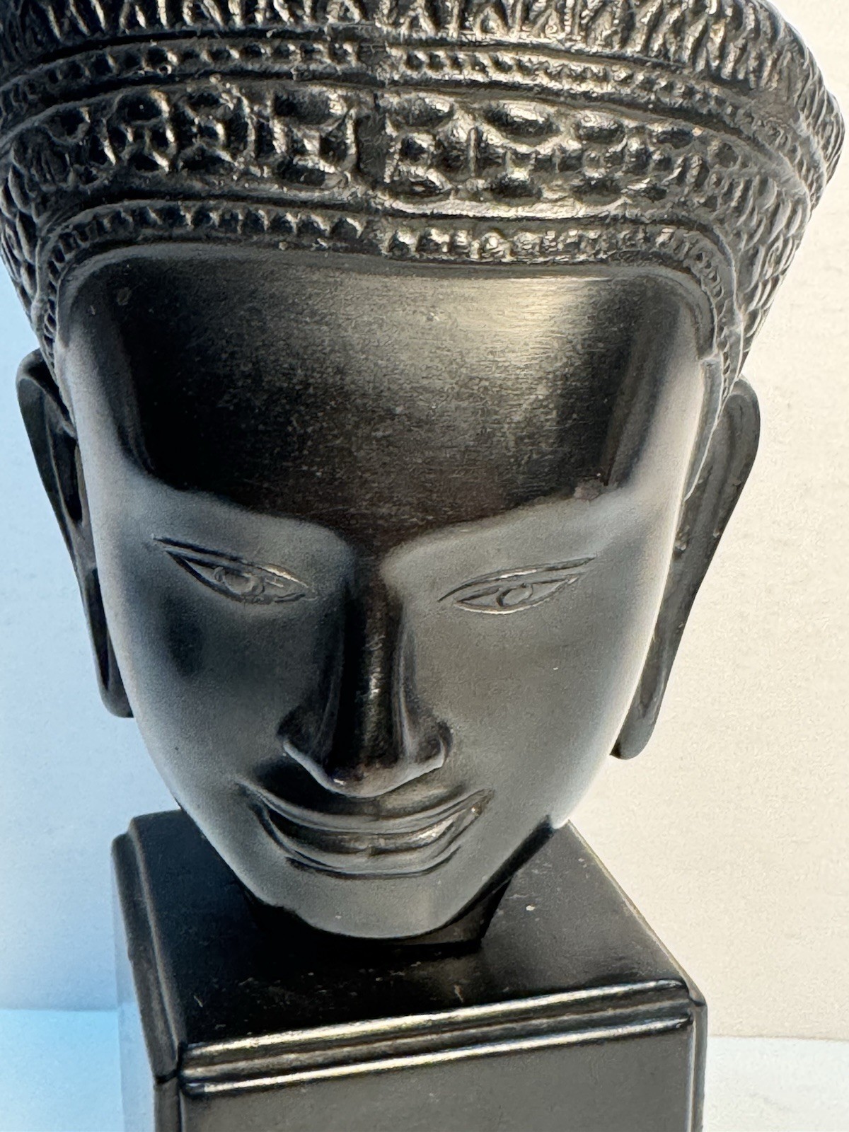 Ngyuen Thanh Le MCM Vietnamese Heavy Bronze Bust Sculpture Traditional Headdress
