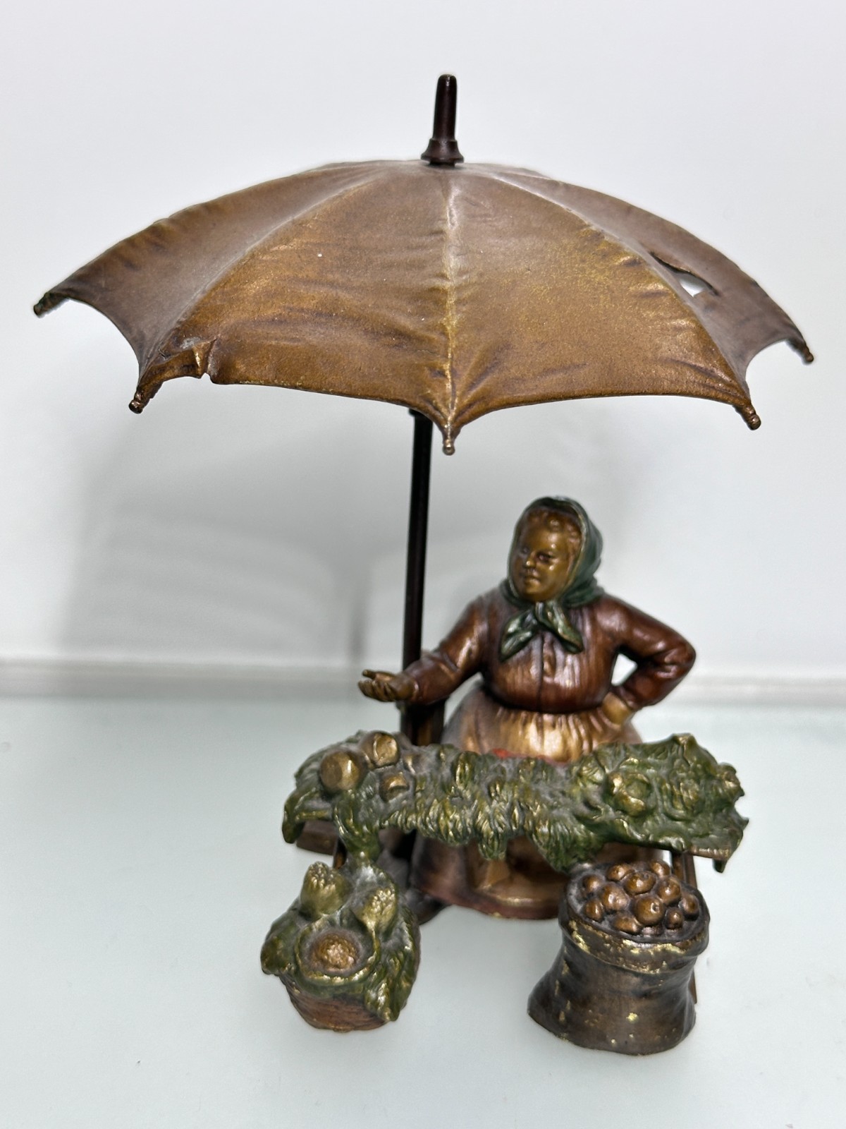 Franz Bergman Fruit Seller Obstverkäuferin Bronze