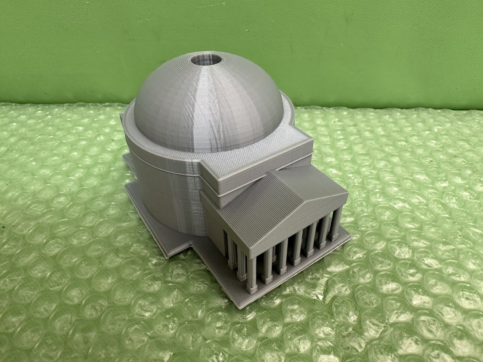 The Pantheon Roman Temple Model 3D Printed PLA Plastic 4.5&Prime;x3.5&Prime;x3&Prime;