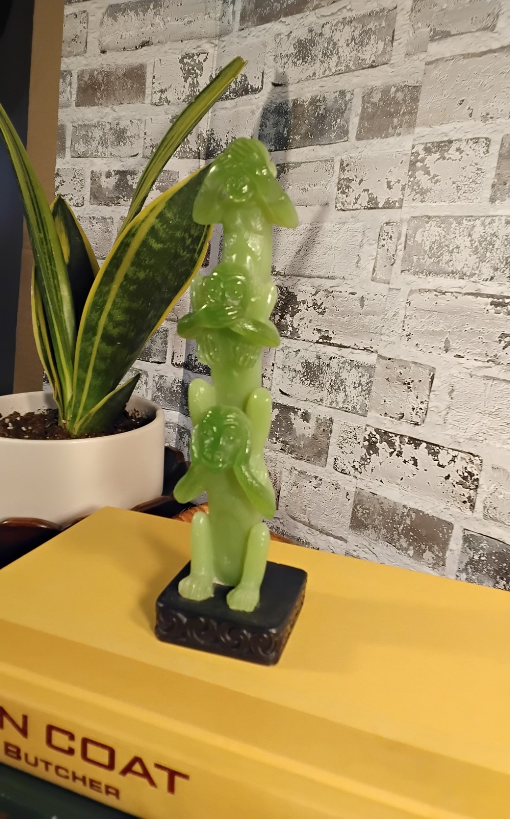 Jade Color Resin Style Monkeys « SEE NO EVIL, HEAR NO EVIL, SPEAK NO EVIL »