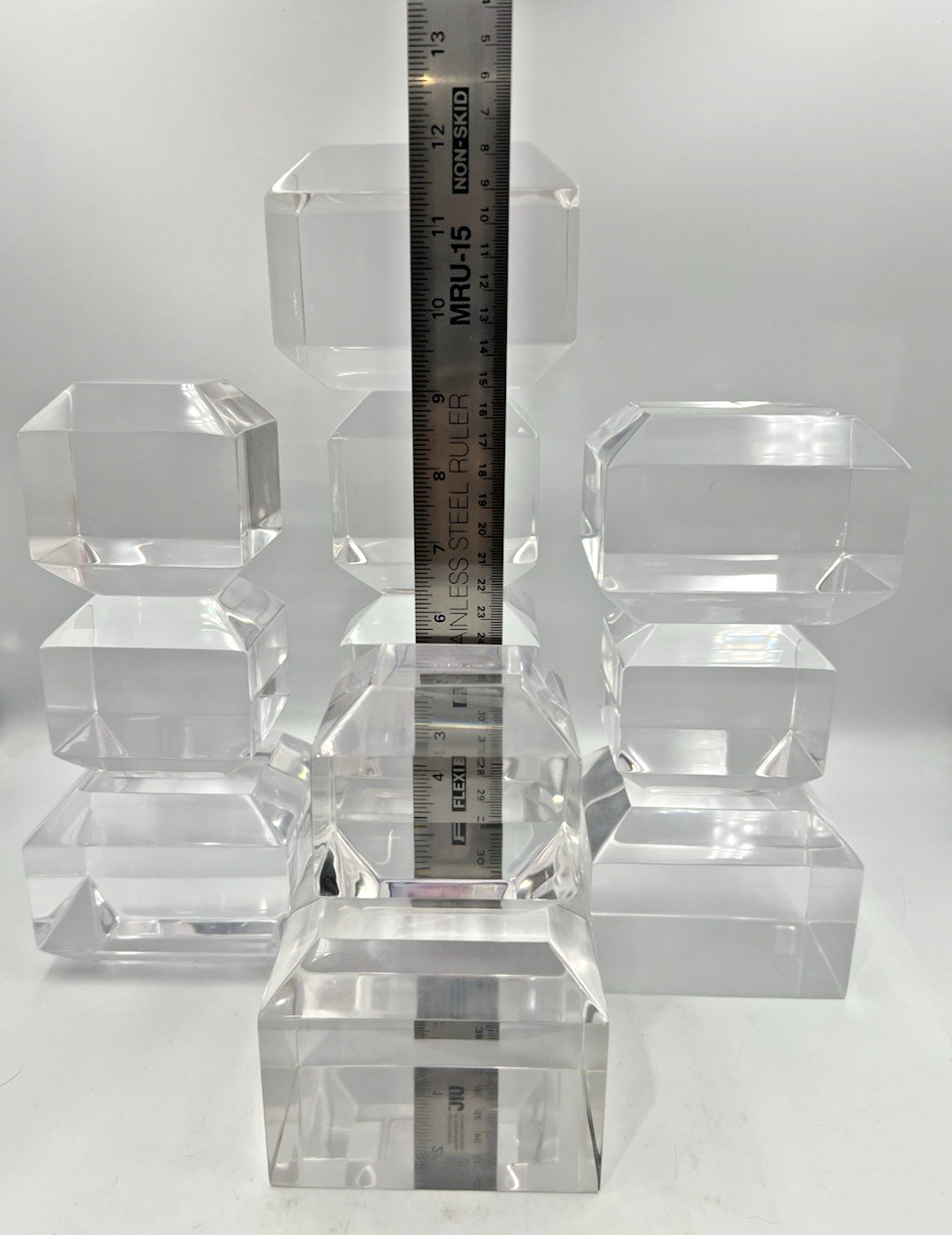 4 Lucite Acrylic Modernist Abstract Stacked Cube Art Sculptures VTG 70s 6&Prime;-12&Prime; T