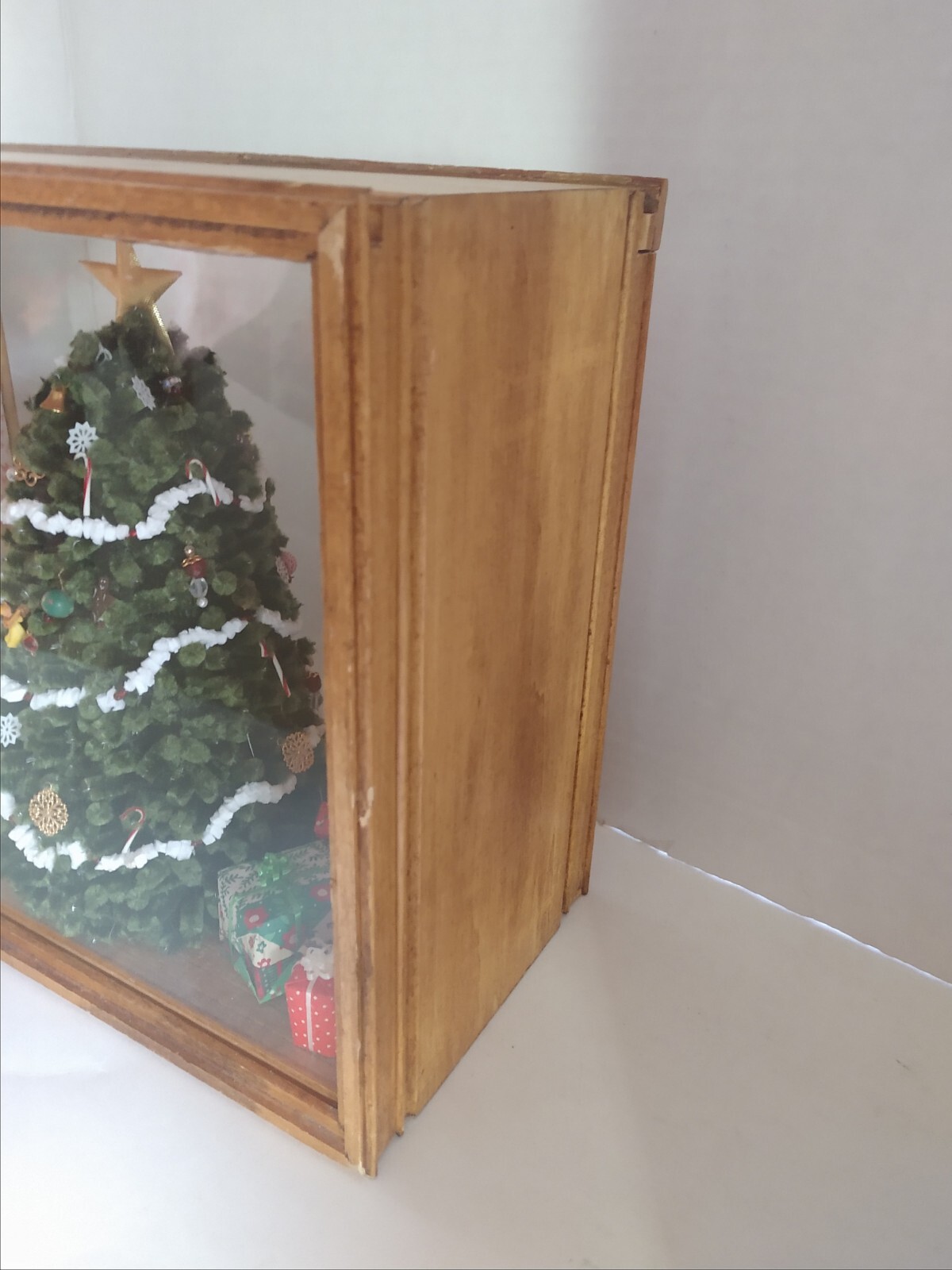 Vintage Christmas Morning Diorama Shadow Box Display mini tree decor art retro